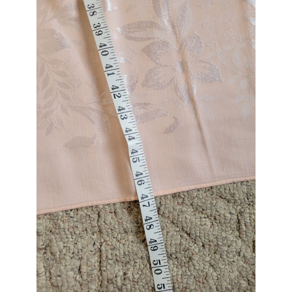 Vtg Square Tablecloth And Napkins Peachy Pink Floral Metallic 47"x47" & 12"x12" - Picture 7 of 11
